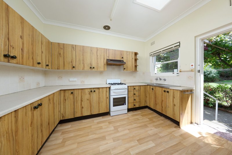 Photo - 20 Douglas Haig Street, Oatley NSW 2223 - Image 7