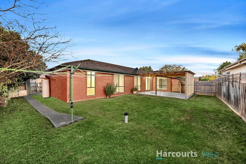 Photo - 20 Drummer Lane, Narre Warren VIC 3805 - Image 12