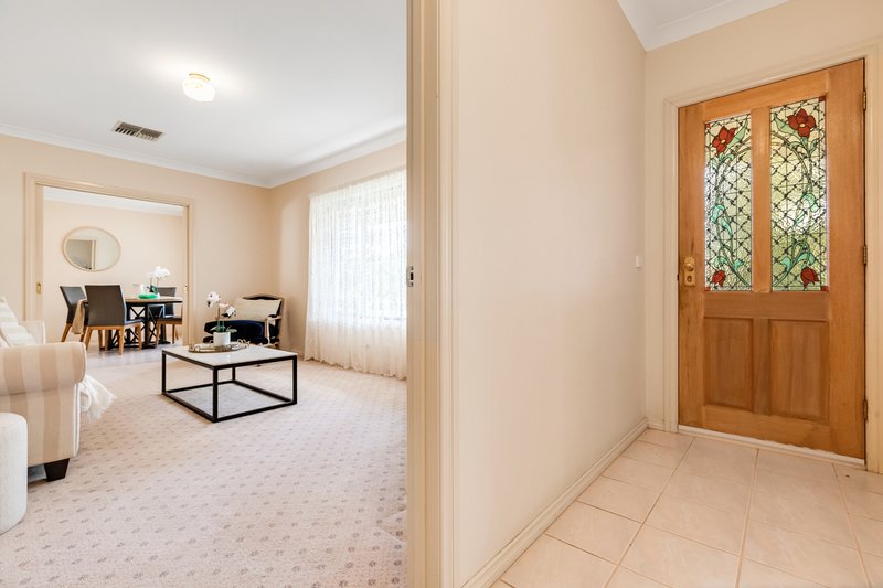 Photo - 20 Dunning Drive, Mildura VIC 3500 - Image 3