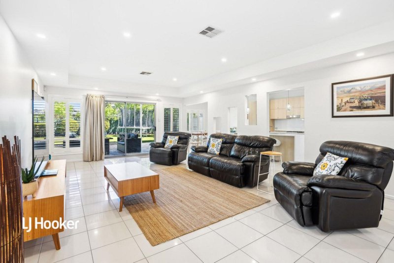 Photo - 20 Dutton Avenue, Mawson Lakes SA 5095 - Image 2