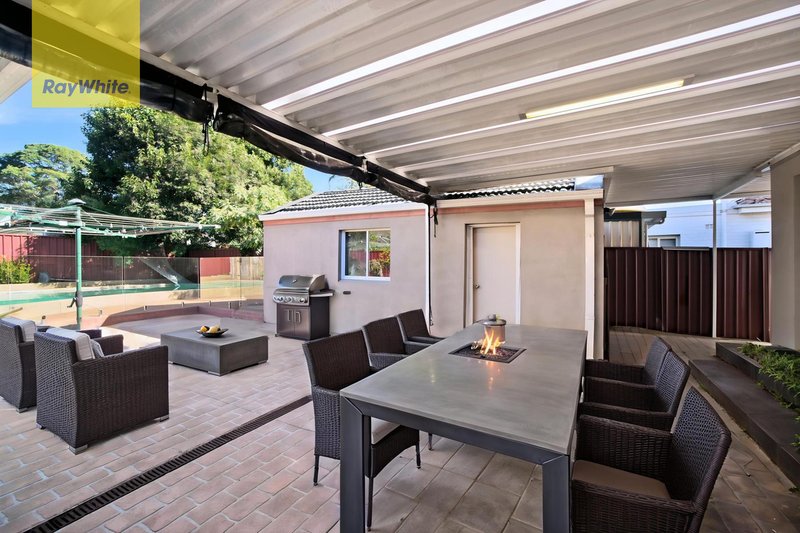 Photo - 20 Earls Avenue, Riverwood NSW 2210 - Image 6