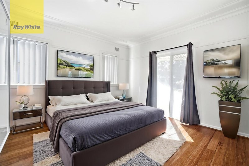 Photo - 20 Earls Avenue, Riverwood NSW 2210 - Image 8