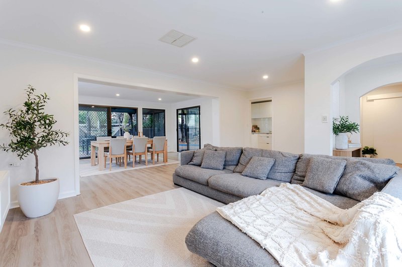 Photo - 20 Earlsfield Avenue, Salisbury East SA 5109 - Image 6