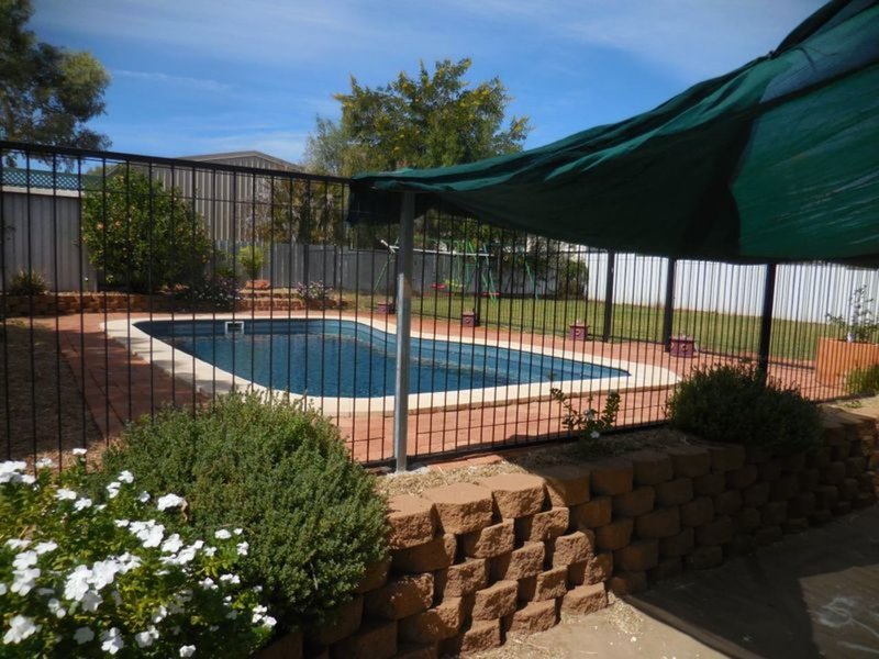 Photo - 20 East Street, Mount Isa QLD 4825 - Image