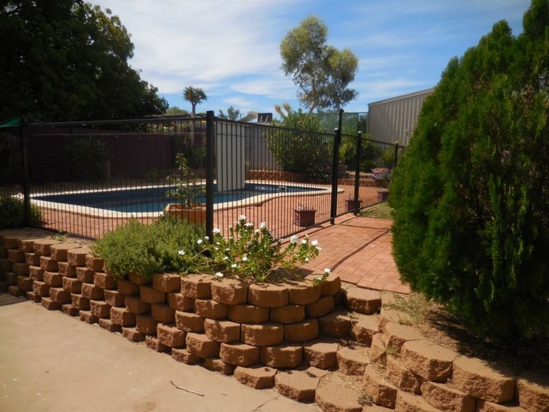 Photo - 20 East Street, Mount Isa QLD 4825 - Image 9