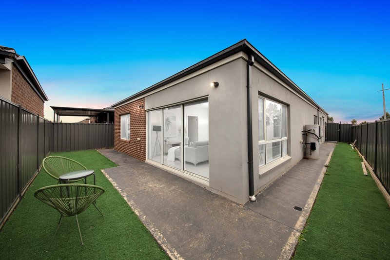 Photo - 20 Eastcott Street, Tarneit VIC 3029 - Image 15