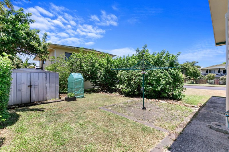 Photo - 20 Eden Way, Point Vernon QLD 4655 - Image 18