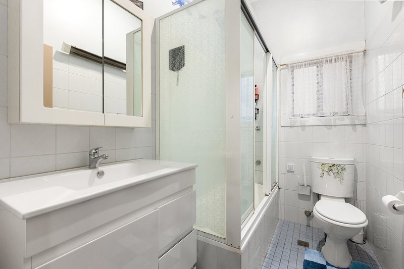 Photo - 20 Edgeware Road, Prospect NSW 2148 - Image 6