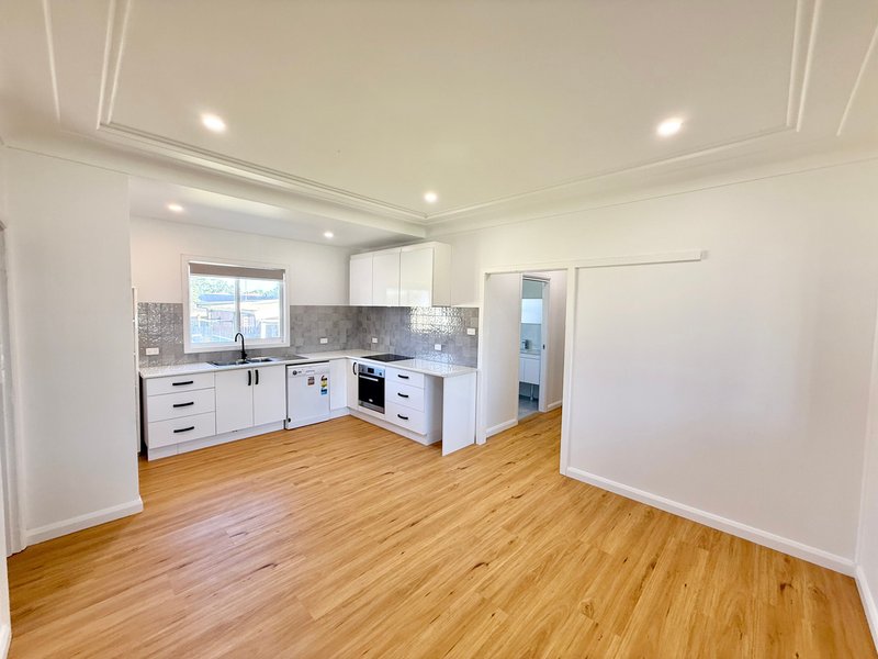 Photo - 20 Eighth Street, Speers Point NSW 2284 - Image 4