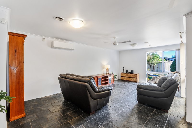 Photo - 20 Elda Court, Cranbourne North VIC 3977 - Image 12