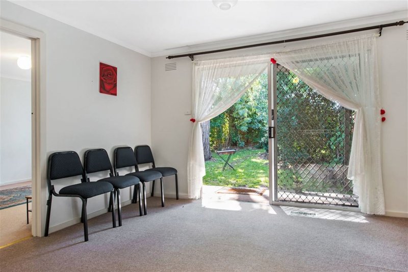 Photo - 20 Elderslie Terrace, Newtown VIC 3220 - Image 5