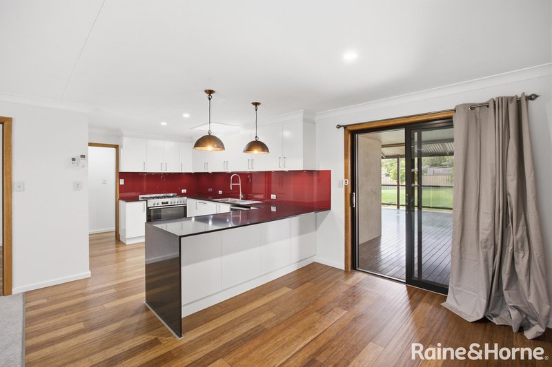 Photo - 20 Elizabeth Avenue, Forest Hill NSW 2651 - Image 5
