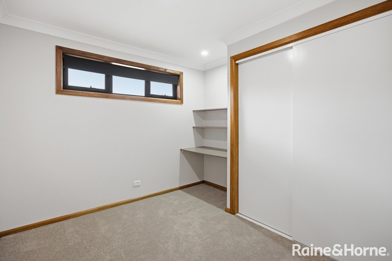 Photo - 20 Elizabeth Avenue, Forest Hill NSW 2651 - Image 11