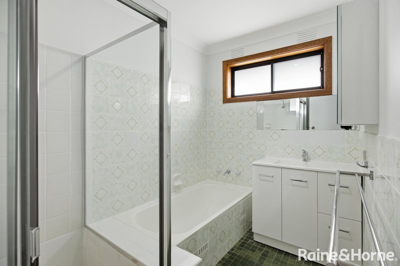 Photo - 20 Elizabeth Avenue, Forest Hill NSW 2651 - Image 12