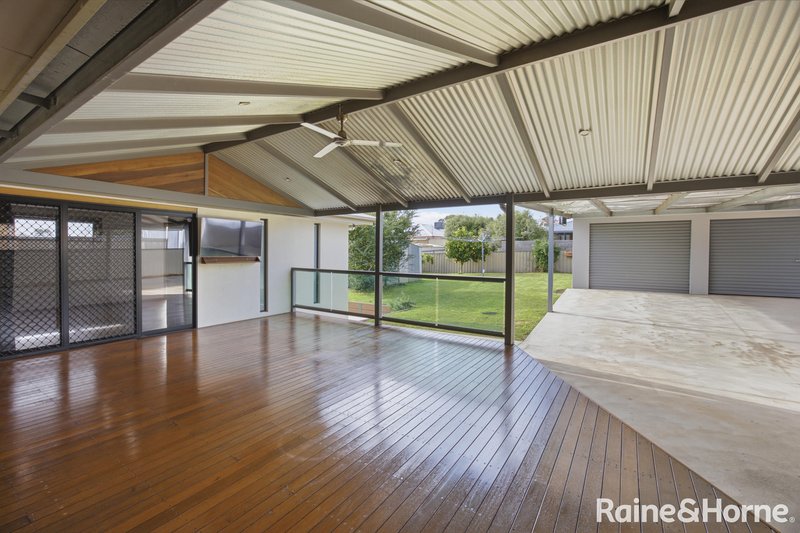 Photo - 20 Elizabeth Avenue, Forest Hill NSW 2651 - Image 13