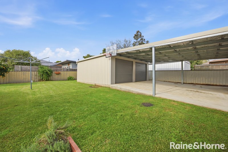 Photo - 20 Elizabeth Avenue, Forest Hill NSW 2651 - Image 14