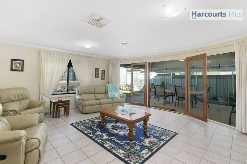 20 Elizabeth Crescent, Hallett Cove SA 5158