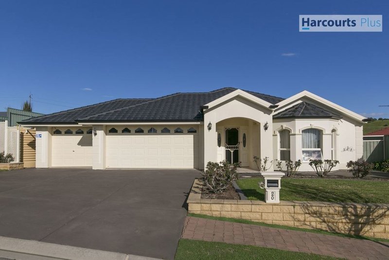 Photo - 20 Elizabeth Crescent, Hallett Cove SA 5158 - Image 2