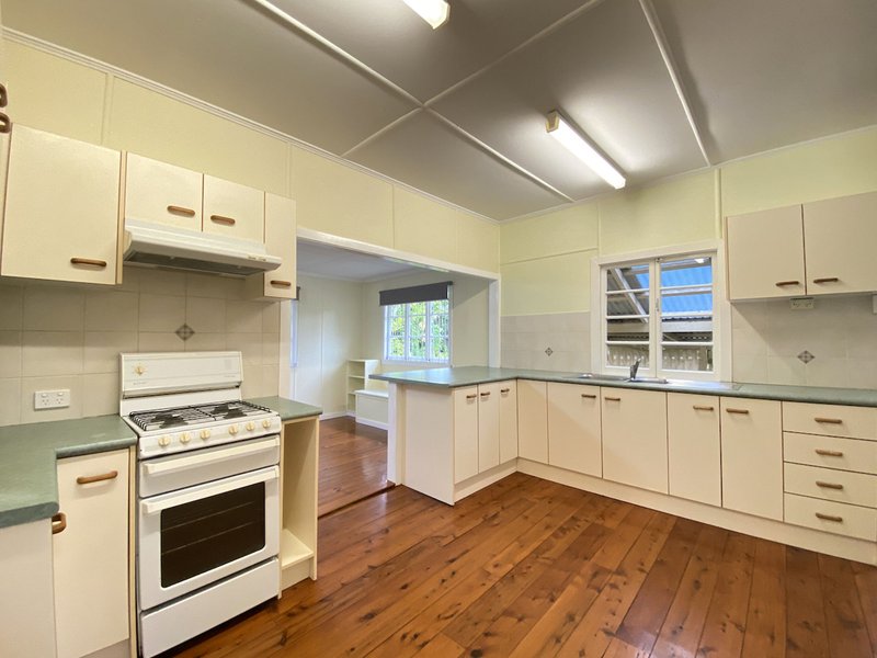 Photo - 20 Elizabeth Street, Toowong QLD 4066 - Image 3