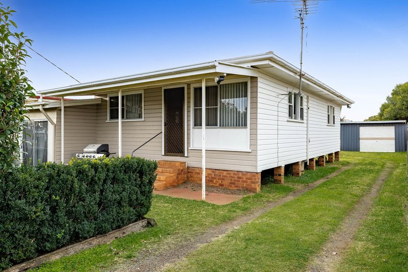 Photo - 20 Ellis Street, Wilsonton QLD 4350 - Image 1