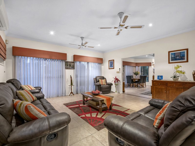 Photo - 20 Endell Street, Bridgeman Downs QLD 4035 - Image 10