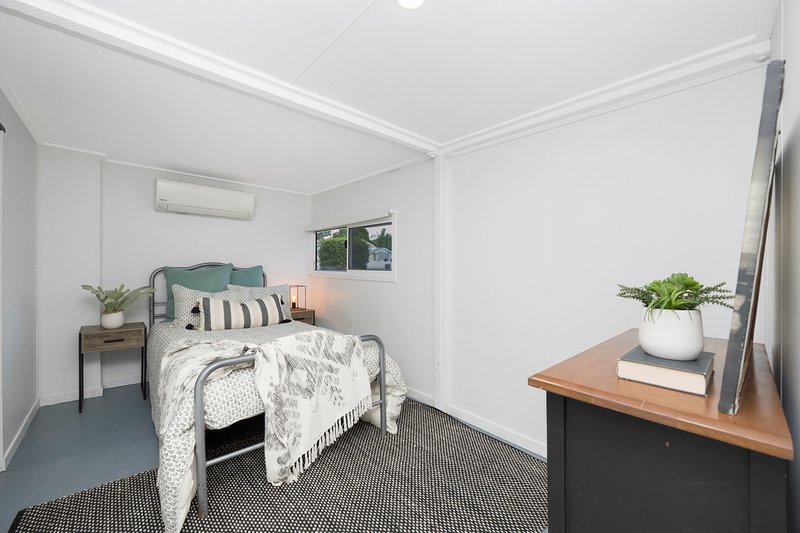 Photo - 20 Estate Street, West End QLD 4810 - Image 14