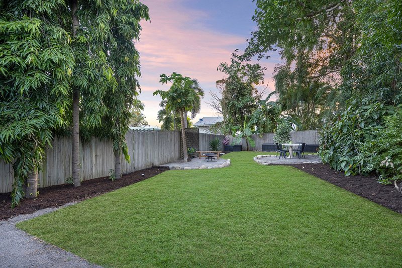 Photo - 20 Estate Street, West End QLD 4810 - Image 17