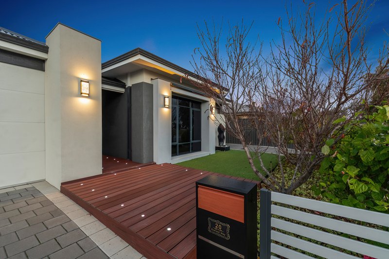 Photo - 20 Everest Way, Baldivis WA 6171 - Image 2