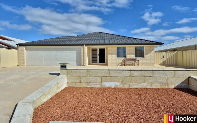 Photo - 20 Farmer Loop, Pinjarra WA 6208 - Image 2