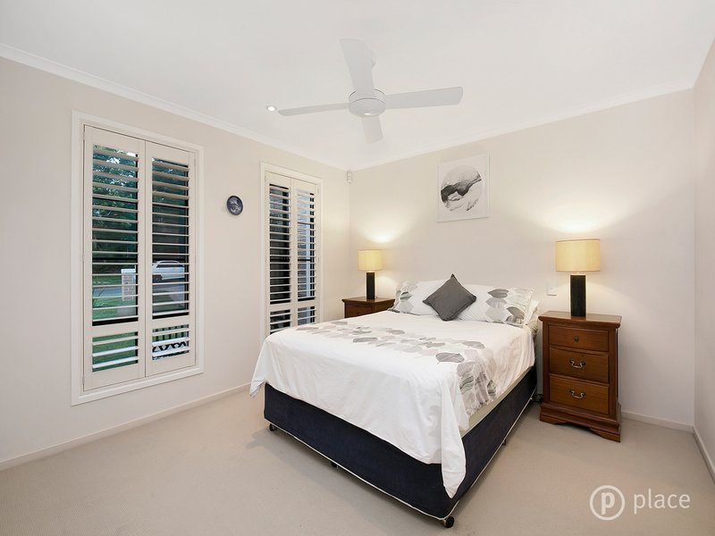 Photo - 20 Farnworth Street, Chapel Hill QLD 4069 - Image 7