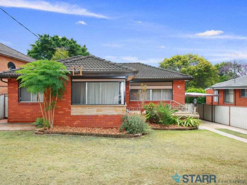 20 Favell Street, Toongabbie NSW 2146