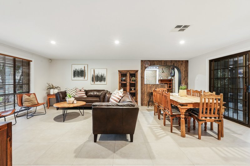 Photo - 20 Fernilee Avenue, Tea Tree Gully SA 5091 - Image 8