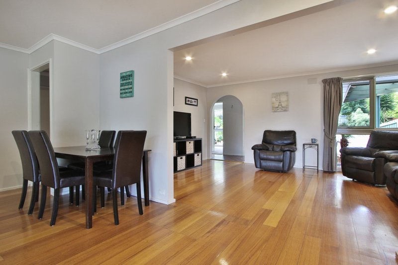 Photo - 20 Fintona Court, Coldstream VIC 3770 - Image 2