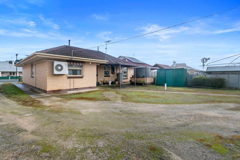 Photo - 20 First Street, Minlaton SA 5575 - Image 14