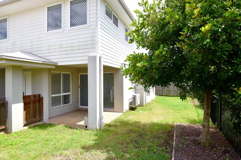 Photo - 20 Fitzroy Avenue, Clinton QLD 4680 - Image 15