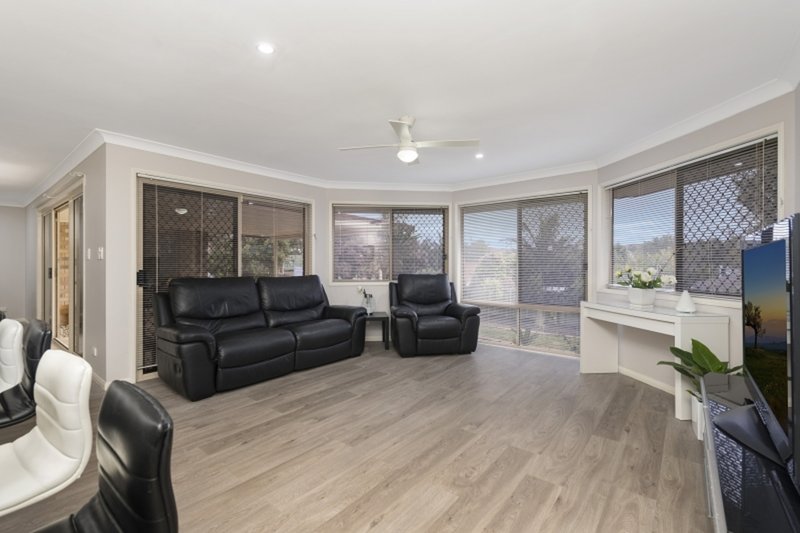 Photo - 20 Fitzroy Crescent, Murrumba Downs QLD 4503 - Image 2