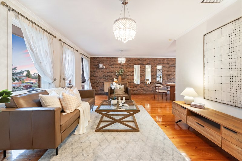 Photo - 20 Flamingo Drive, Wantirna South VIC 3152 - Image 2