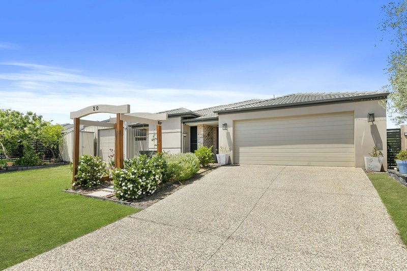 Photo - 20 Fodora Place, Burpengary East QLD 4505 - Image 12