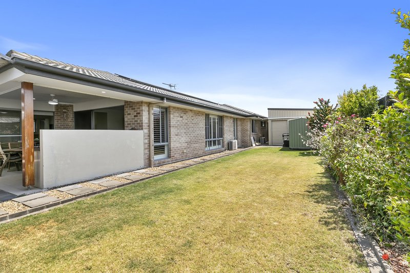 Photo - 20 Fodora Place, Burpengary East QLD 4505 - Image 15