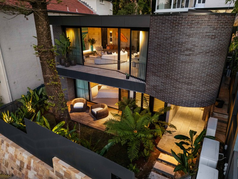 Photo - 20 Forest Knoll Avenue, Bondi Beach NSW 2026 - Image 2