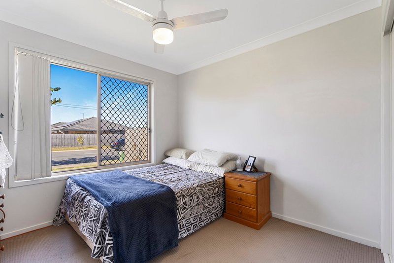 Photo - 20 Fourth Avenue, Marsden QLD 4132 - Image 5