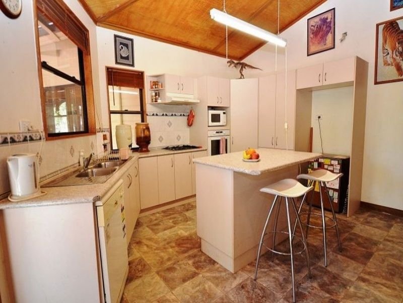 Photo - 20 Franks Road, Regency Downs QLD 4341 - Image 5