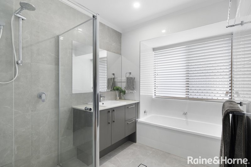 Photo - 20 Fraser Street, Leichhardt QLD 4305 - Image 5
