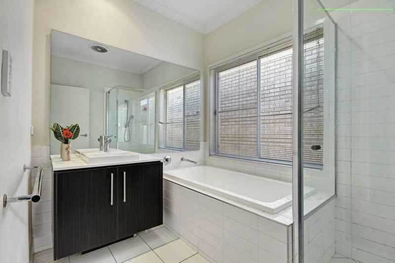 Photo - 20 Freeman Street, North Lakes QLD 4509 - Image 7