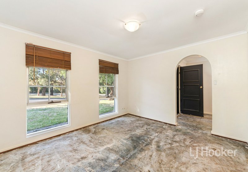 Photo - 20 Fry Street, Mount Barker SA 5251 - Image 2