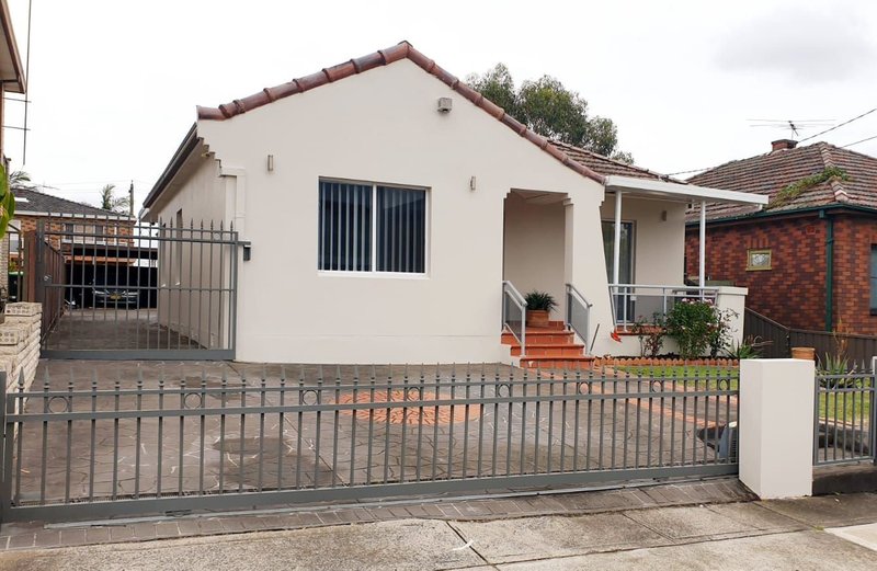 20 Gannons Ave , Hurstville NSW 2220