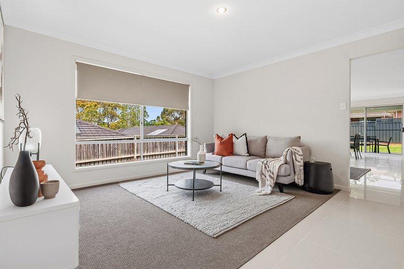 Photo - 20 Gazelle Crescent, Fletcher NSW 2287 - Image 4