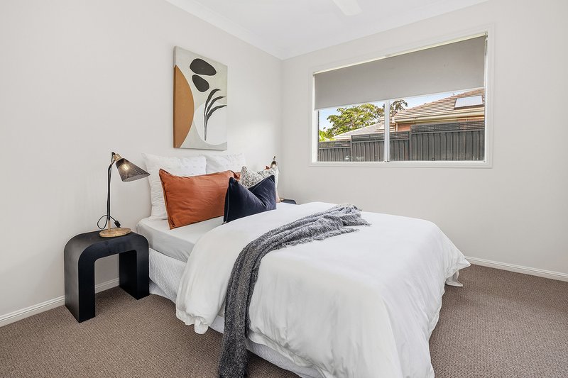 Photo - 20 Gazelle Crescent, Fletcher NSW 2287 - Image 12