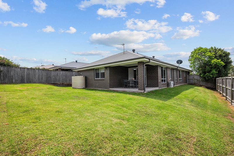 Photo - 20 Gazelle Crescent, Fletcher NSW 2287 - Image 18