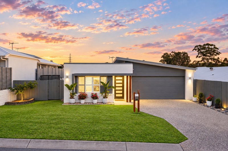 Photo - 20 Girraween Crescent, Capalaba QLD 4157 - Image 2